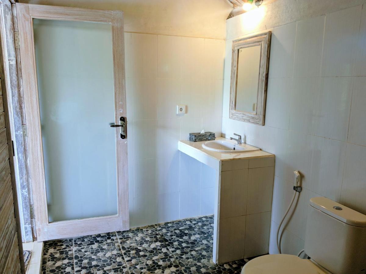 Отель Mesari Hut Lembongan Экстерьер фото