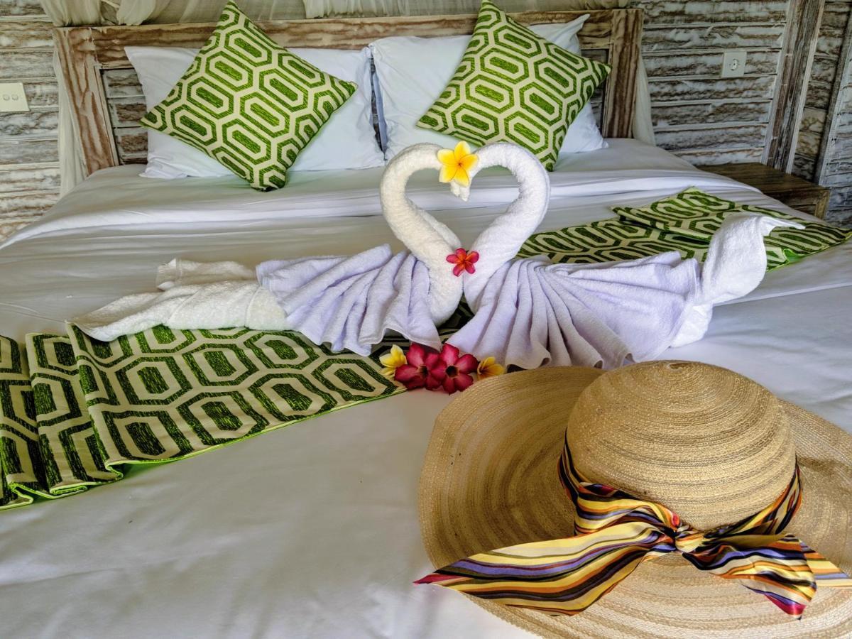 Отель Mesari Hut Lembongan Экстерьер фото