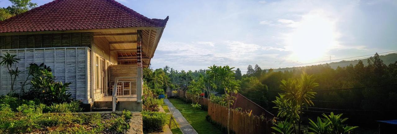 Отель Mesari Hut Lembongan Экстерьер фото