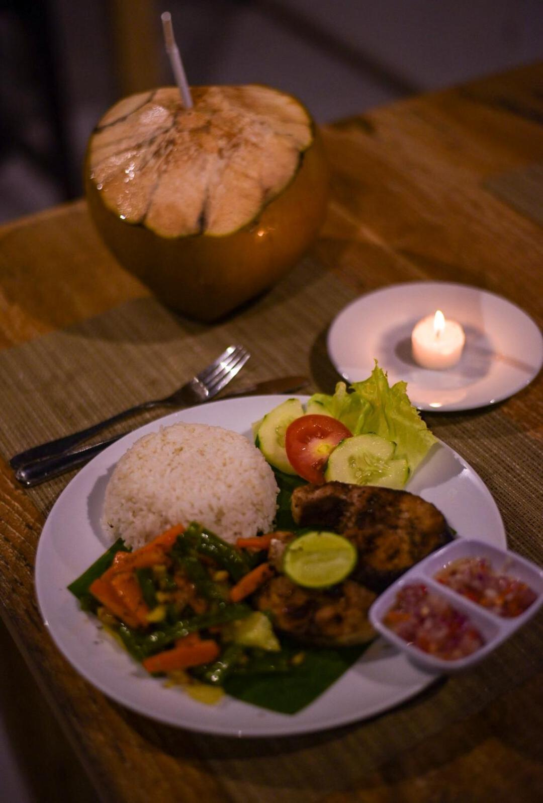 Отель Mesari Hut Lembongan Экстерьер фото