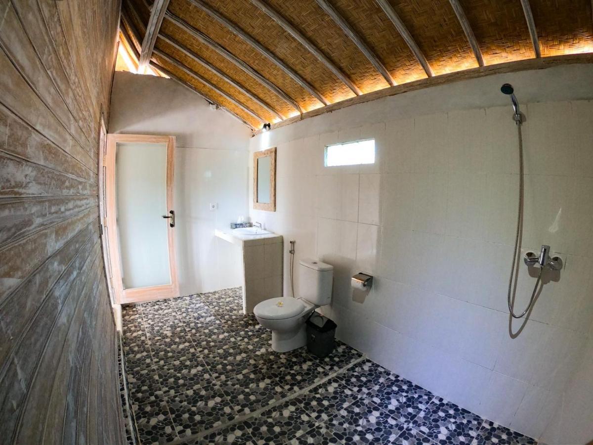 Отель Mesari Hut Lembongan Экстерьер фото